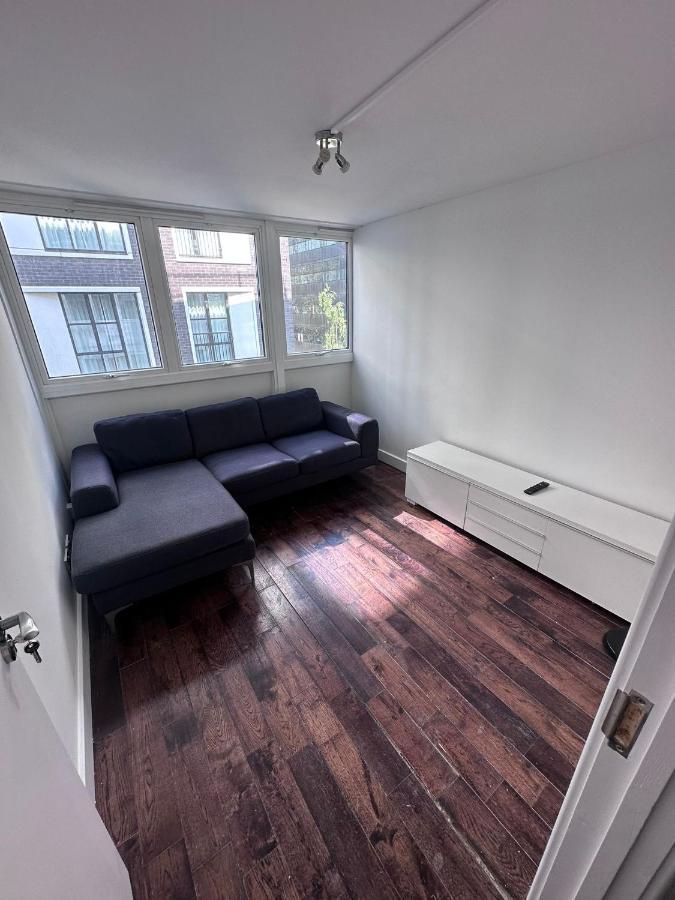 Spacious And Central Newly Refurbished 3 Bedroom Flat Londra Exterior foto